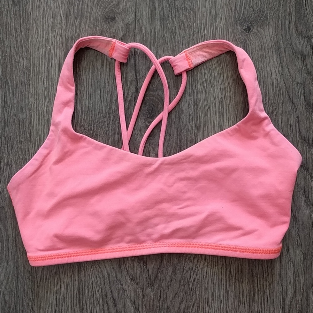 Lululemon Free to be Bra